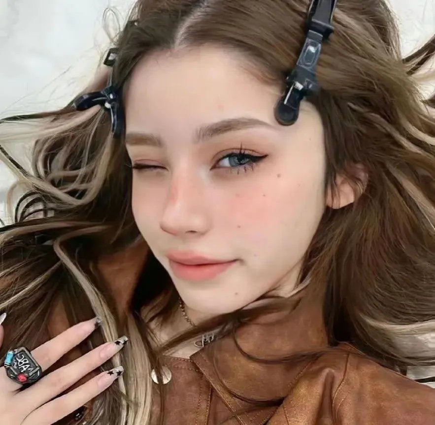 见女行
